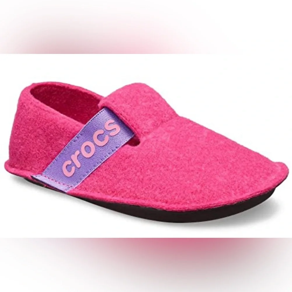 CROCS‎ Vibrant Pink Slippers Toddler Size 9